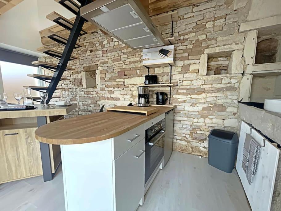 Charmante Maison De Village Viré Buitenkant foto